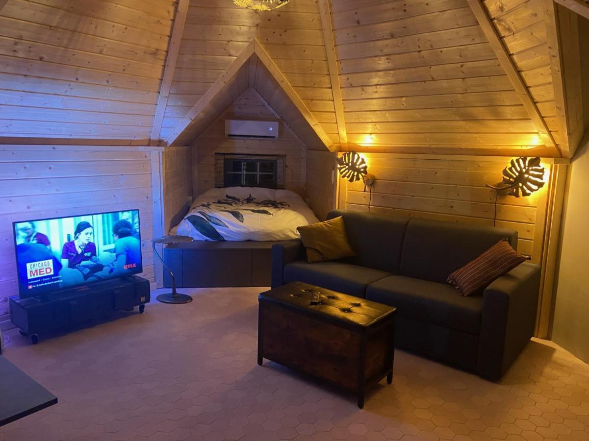 Luxe Finse Kota Met Jacuzzi En Saunabarrel De Zandhoef Eersel Exterior photo